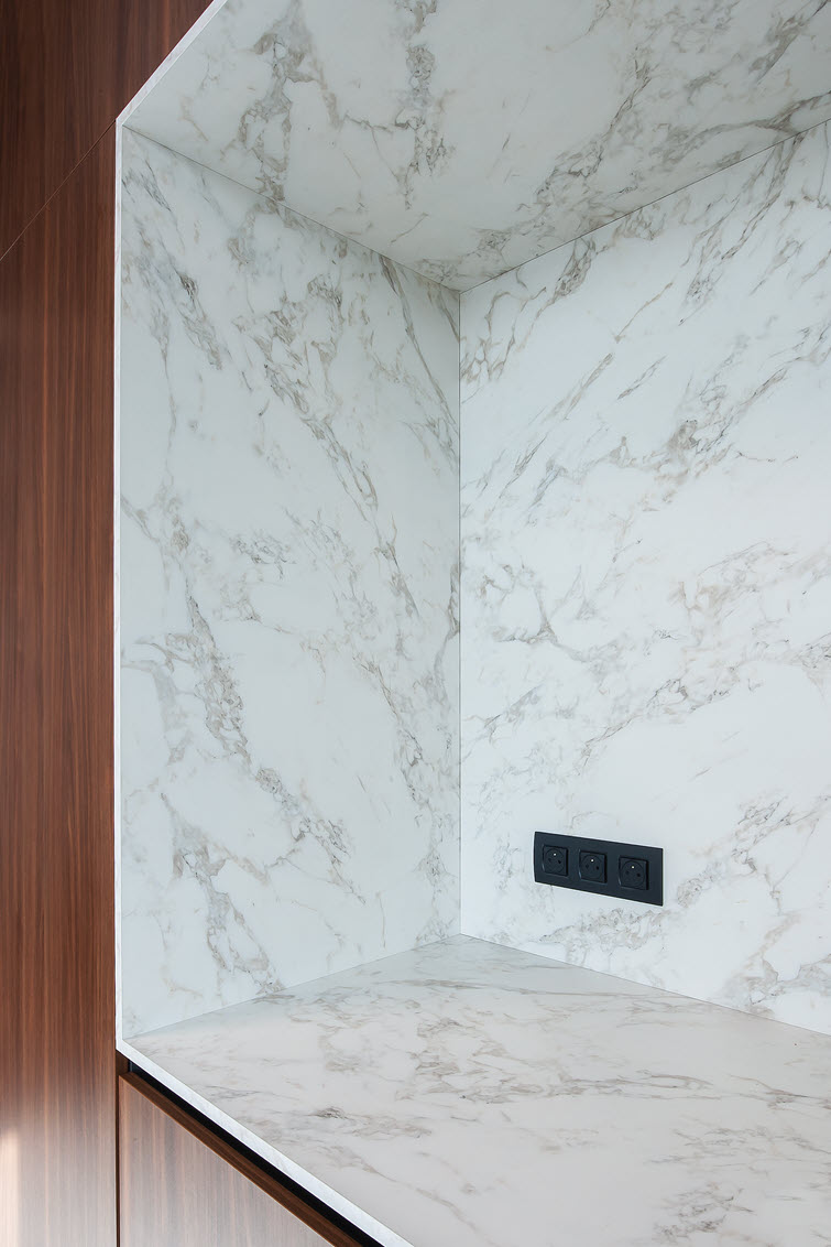 Coffee corner finished in marble from the Unilin Evola collection